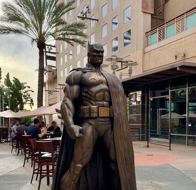 Jim Lee Inspired Batman Statue Unveiled in California