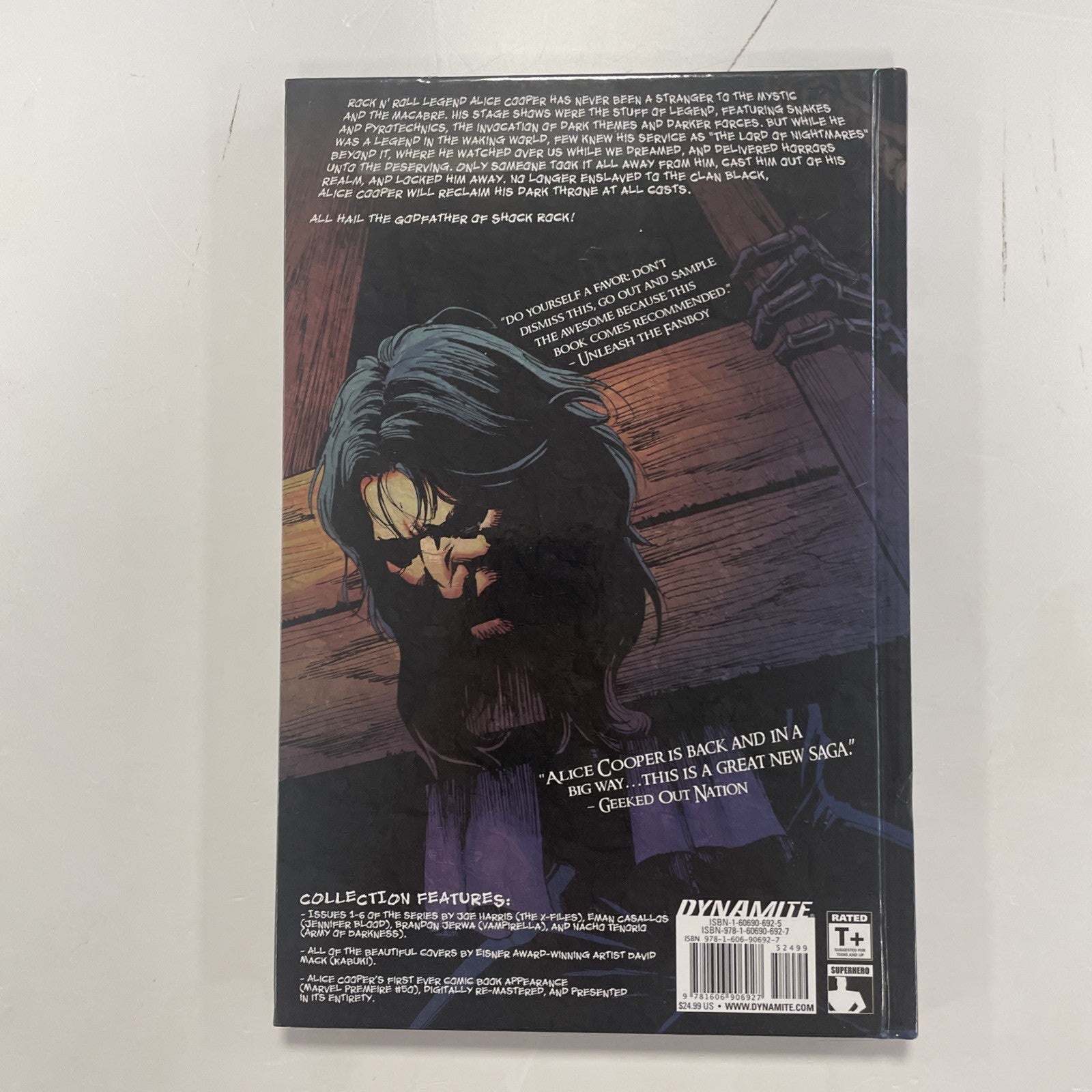 Alice Cooper Vol 1 Welcome to my Nightmare Signed by Alice Cooper (Hardbacked)3