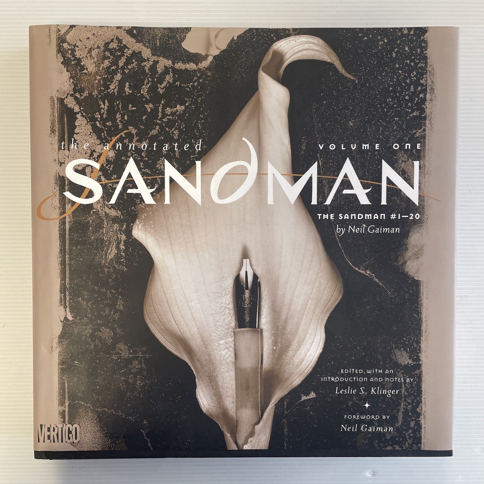 The Annotated Sandman Volume One Issues #1-20 2011 Hardcover0