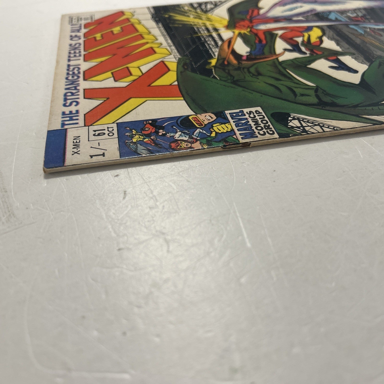 X-Men #61 1969 FN- Pence Copy 2nd Appearance of Sauron Slighly rusted staples3