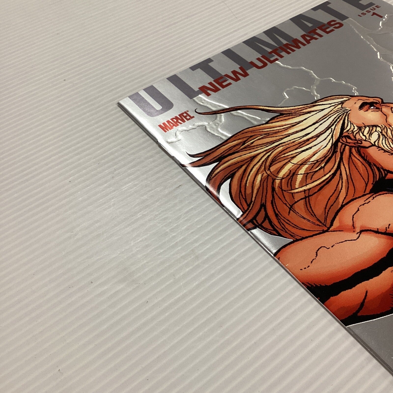 Ultimate New Ultimates #1 2010 NM Thor Foil Variant5