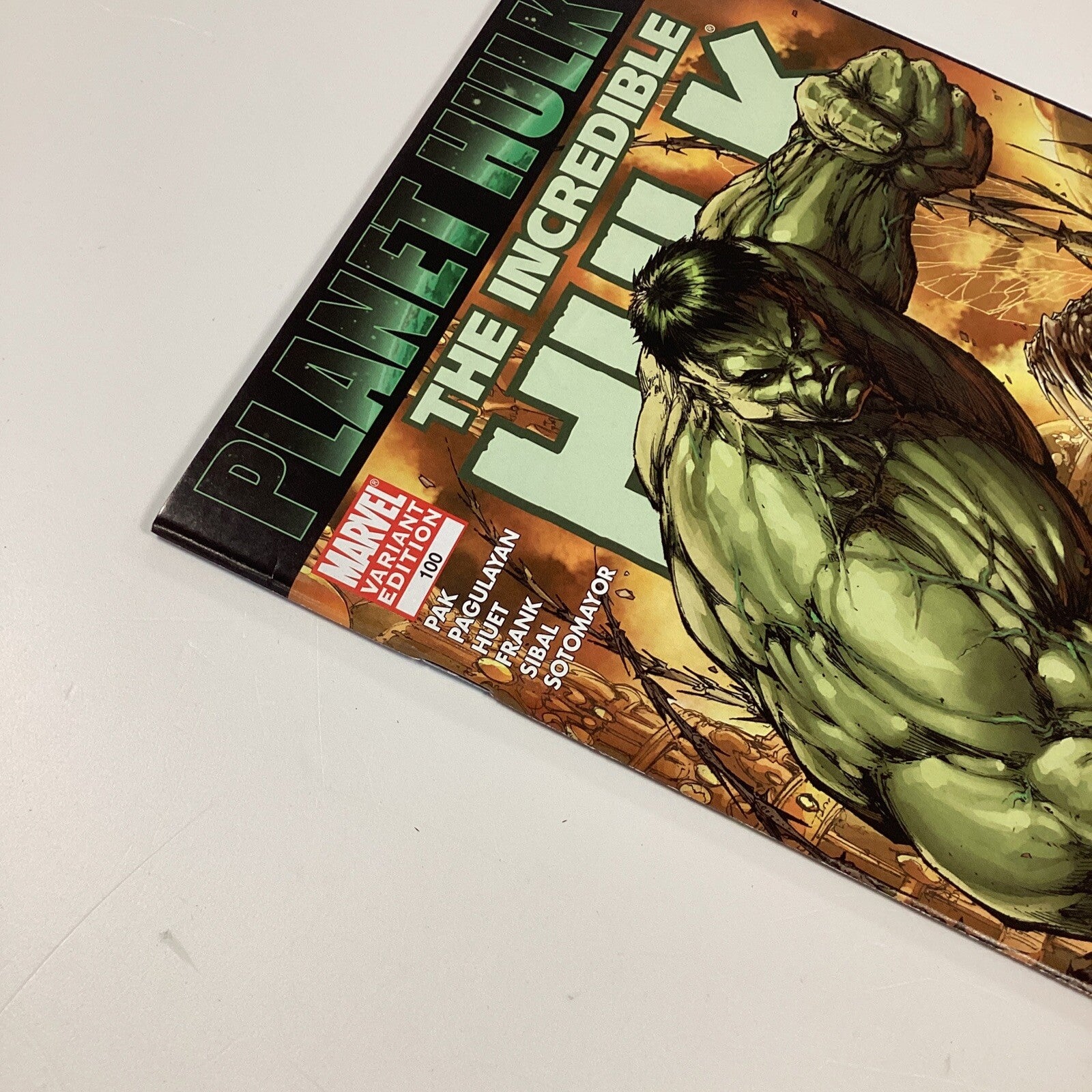 Incredible Hulk #100 2007 VF/NM Michael Turner Variant4