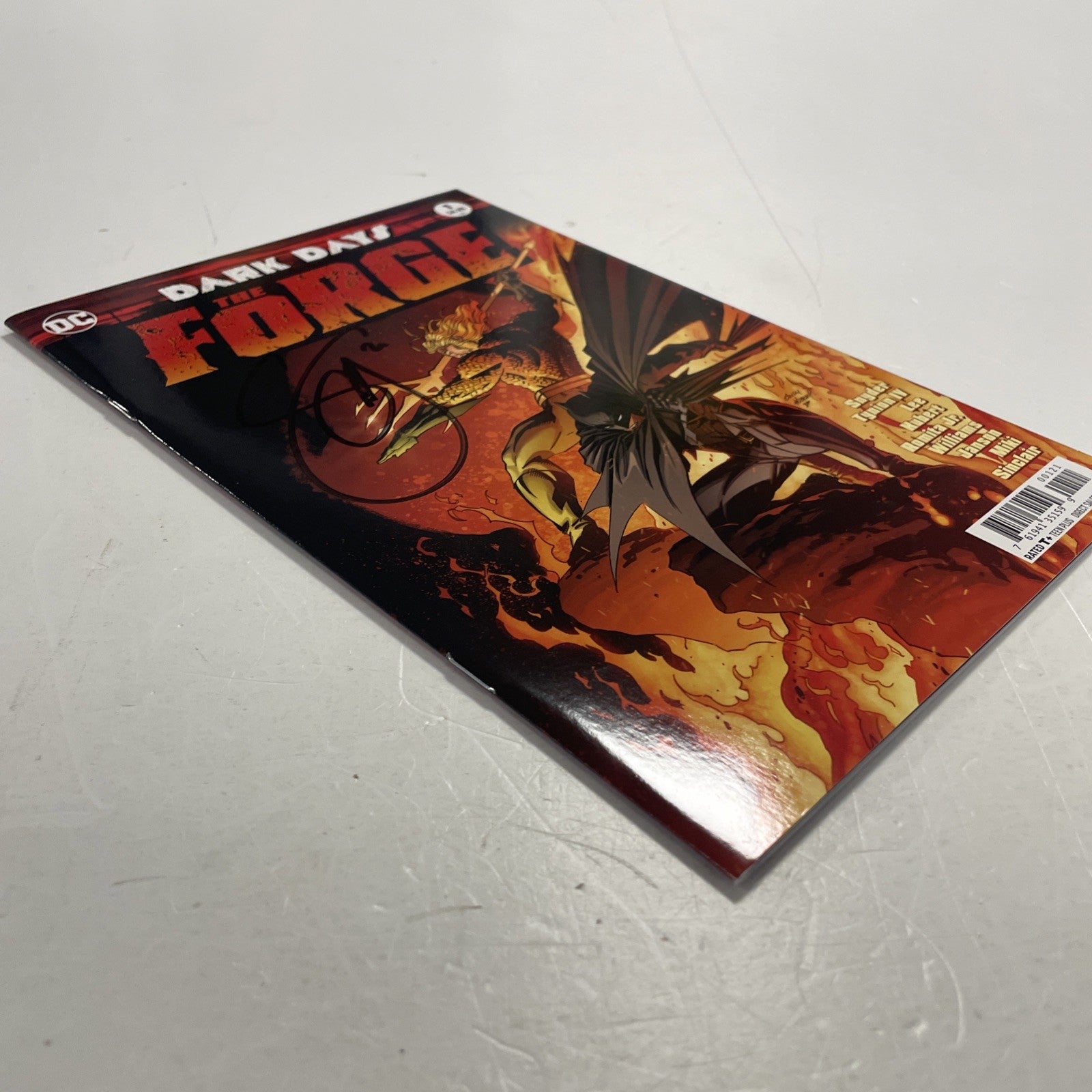 Dark Days The Forge #1 2017 NM Signed Scott Snyder **signed at Thoughtbubble3