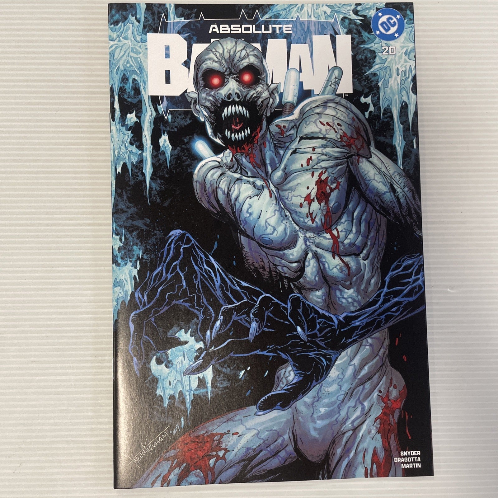 Absolute Batman #20 2026 NM Tyler Kirkham Battle Damage Trade Dress Variant0
