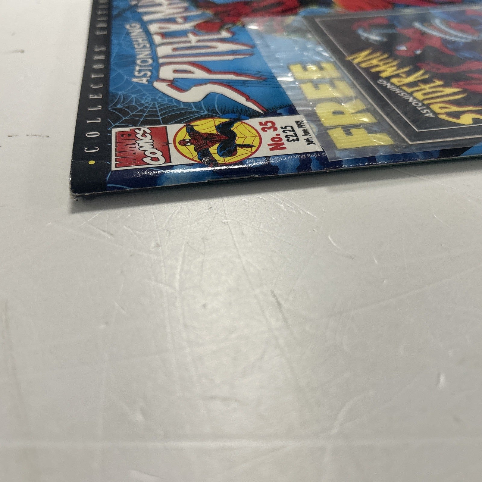 Astonishing Spider-Man #35 1998 VF- UK Marvel Panini Inc. Free Postcards3