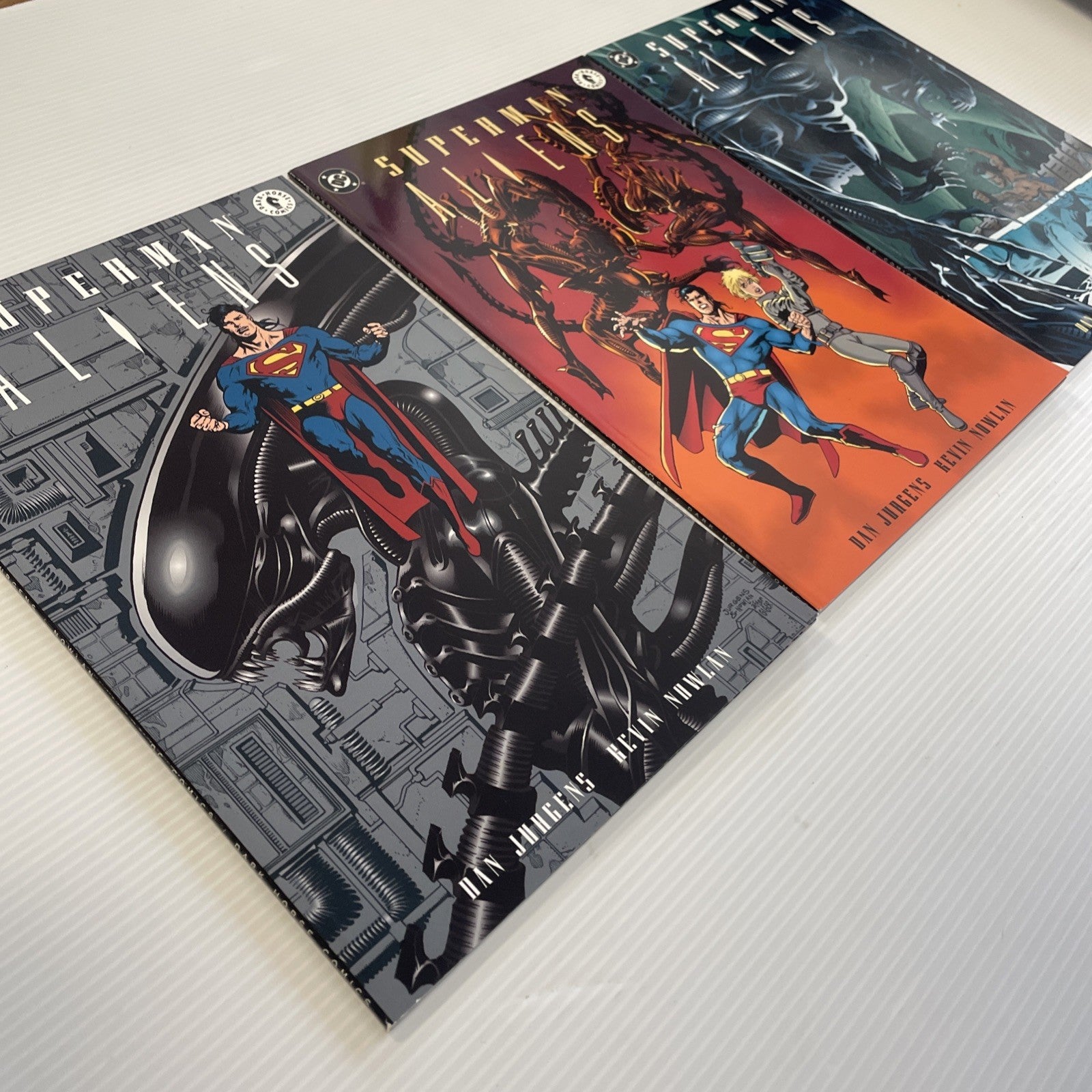 Superman vs Aliens Comic Books 1-3 1995 VF/NM Complete Set DC Dark Horse4