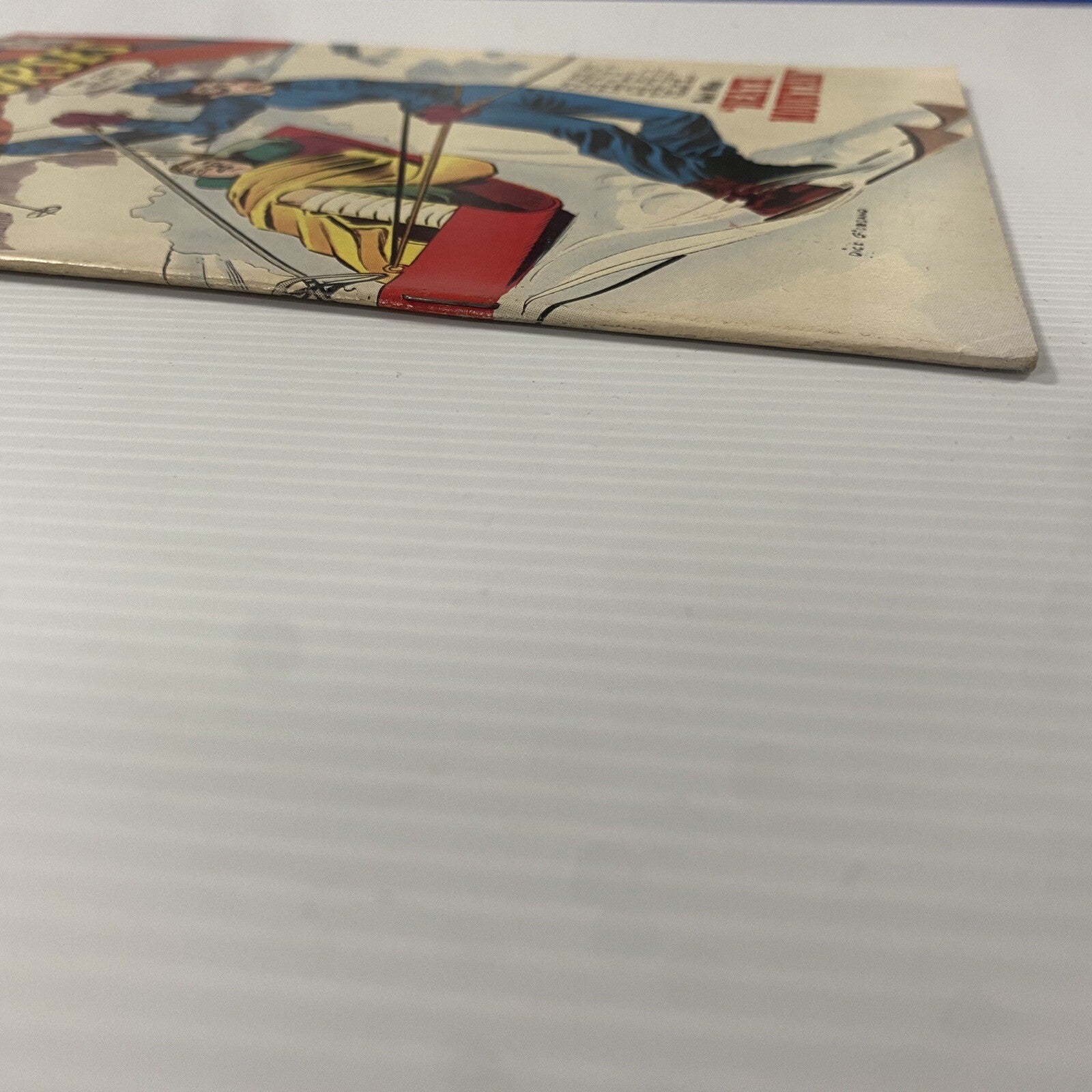Sue and Sally Smith Flying Nurses 1962 #50 VG+ Pence copy **Rusted staples**7