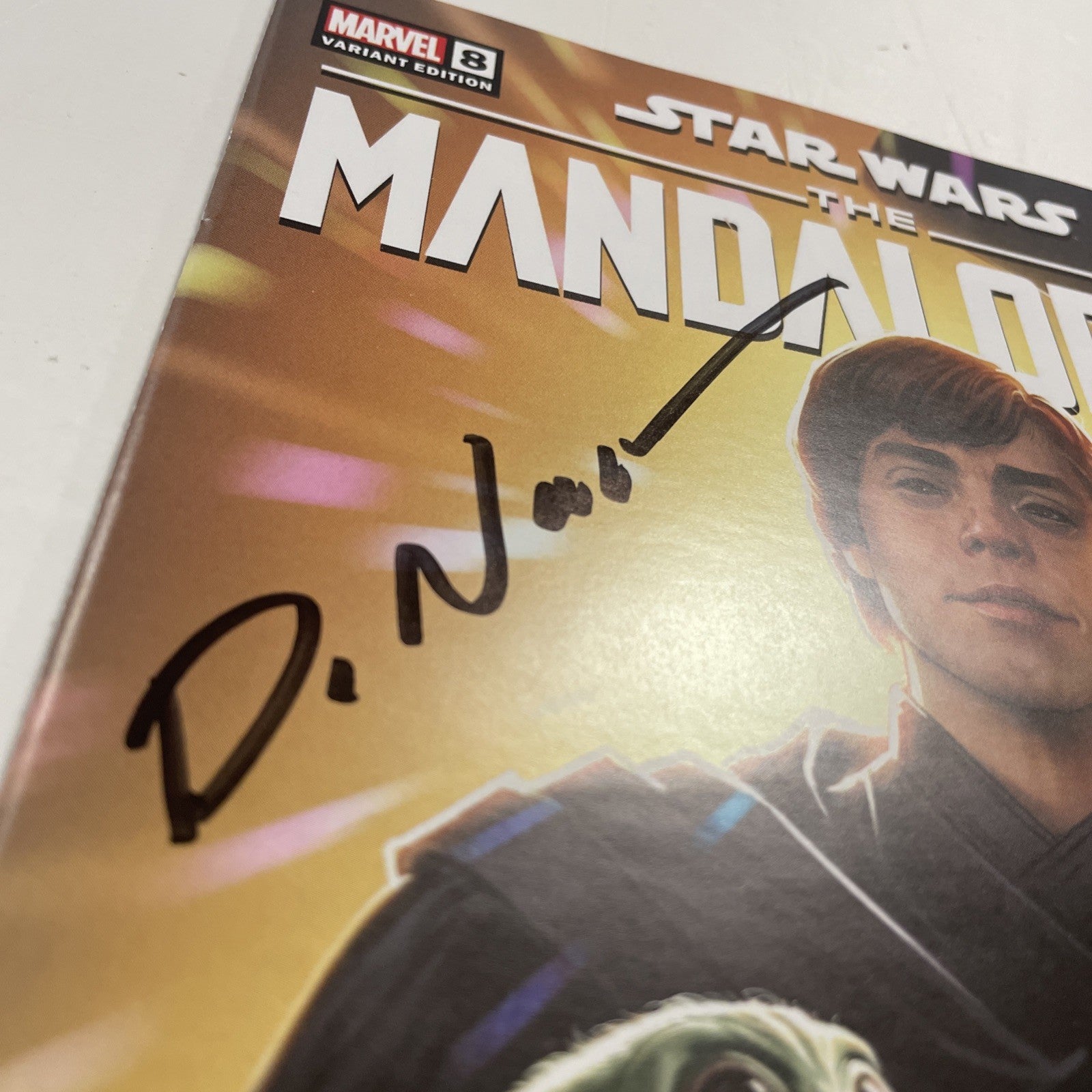 Star Wars: The Mandalorian #8 2023 NM Signed By David Nakayama Variant4