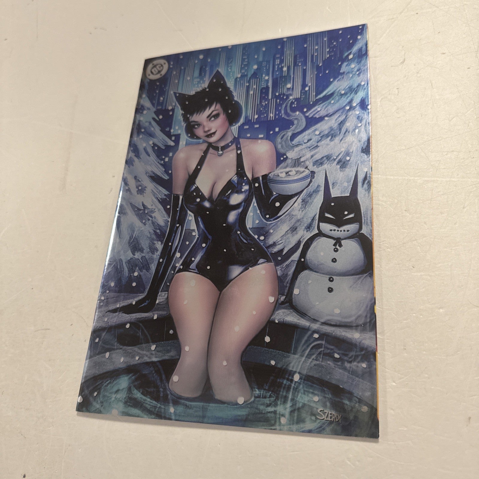 Catwoman #74 2025 NM Nathan Szerdy Virgin Foil Convention Exclusive Variant0