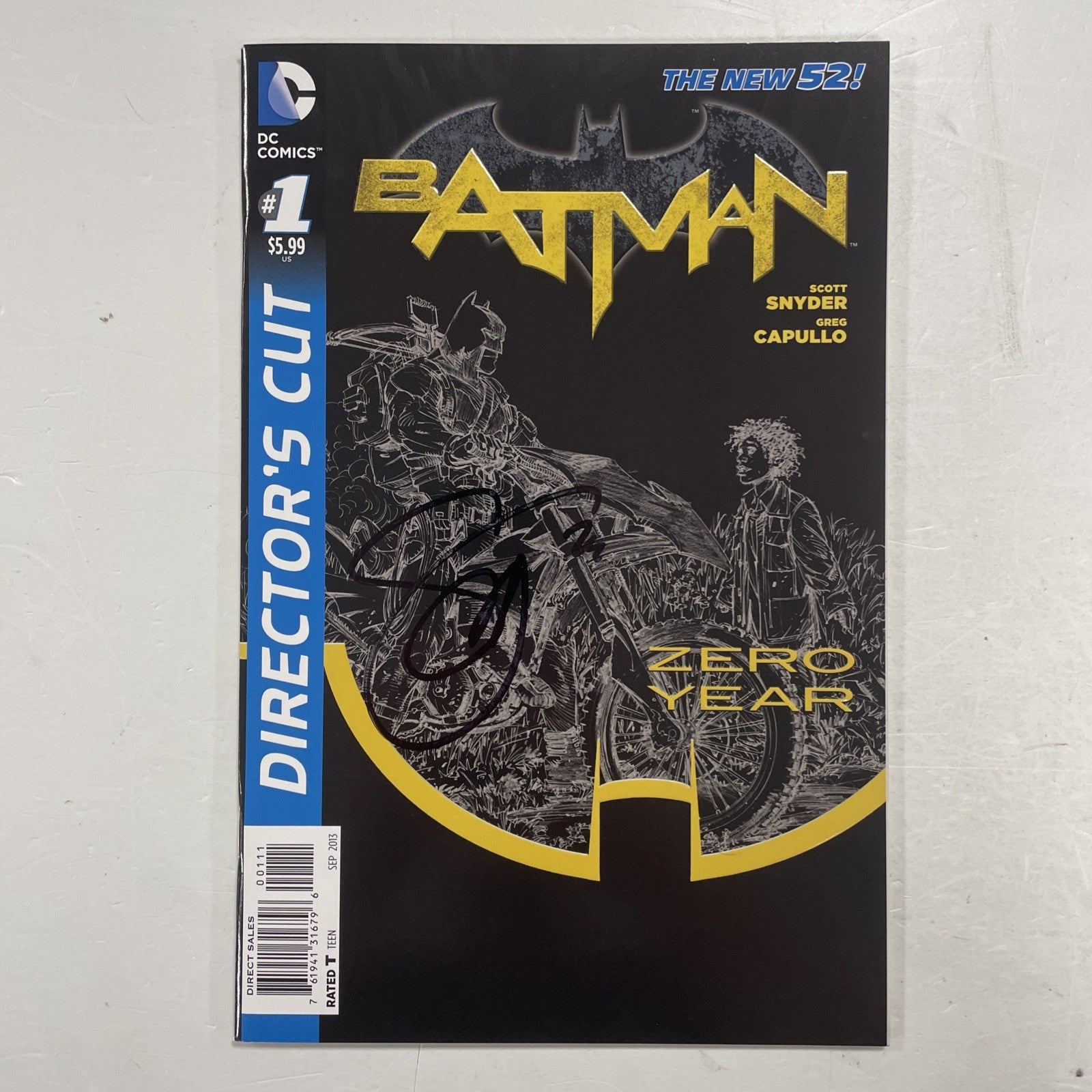 Batman Zero Year #1 2013 Directors Cut Signed by Scott Snyder0