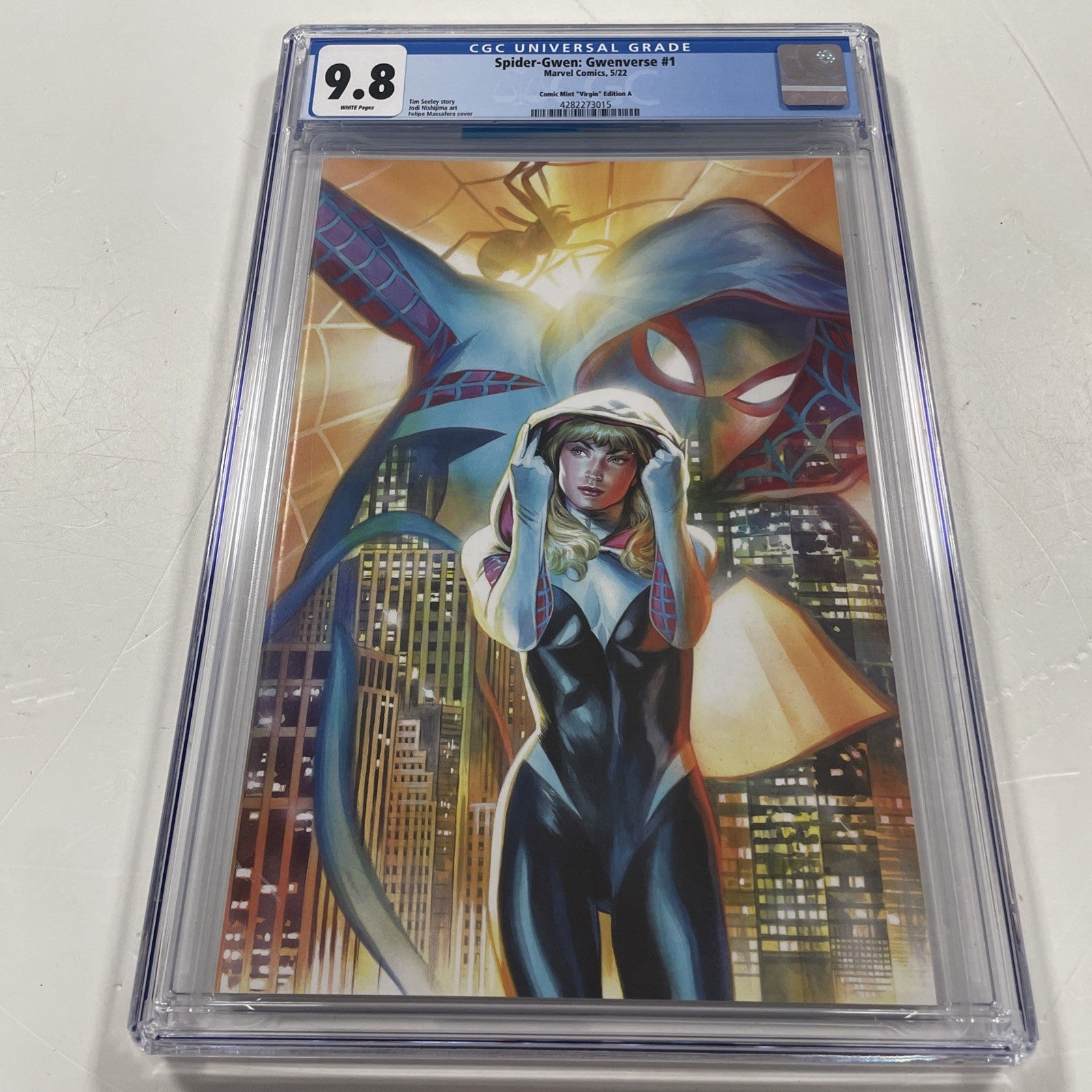 Spider-Gwen Gwenverse #1 2022 CGC 9.8 Felipe Massafera Virgin Variant0