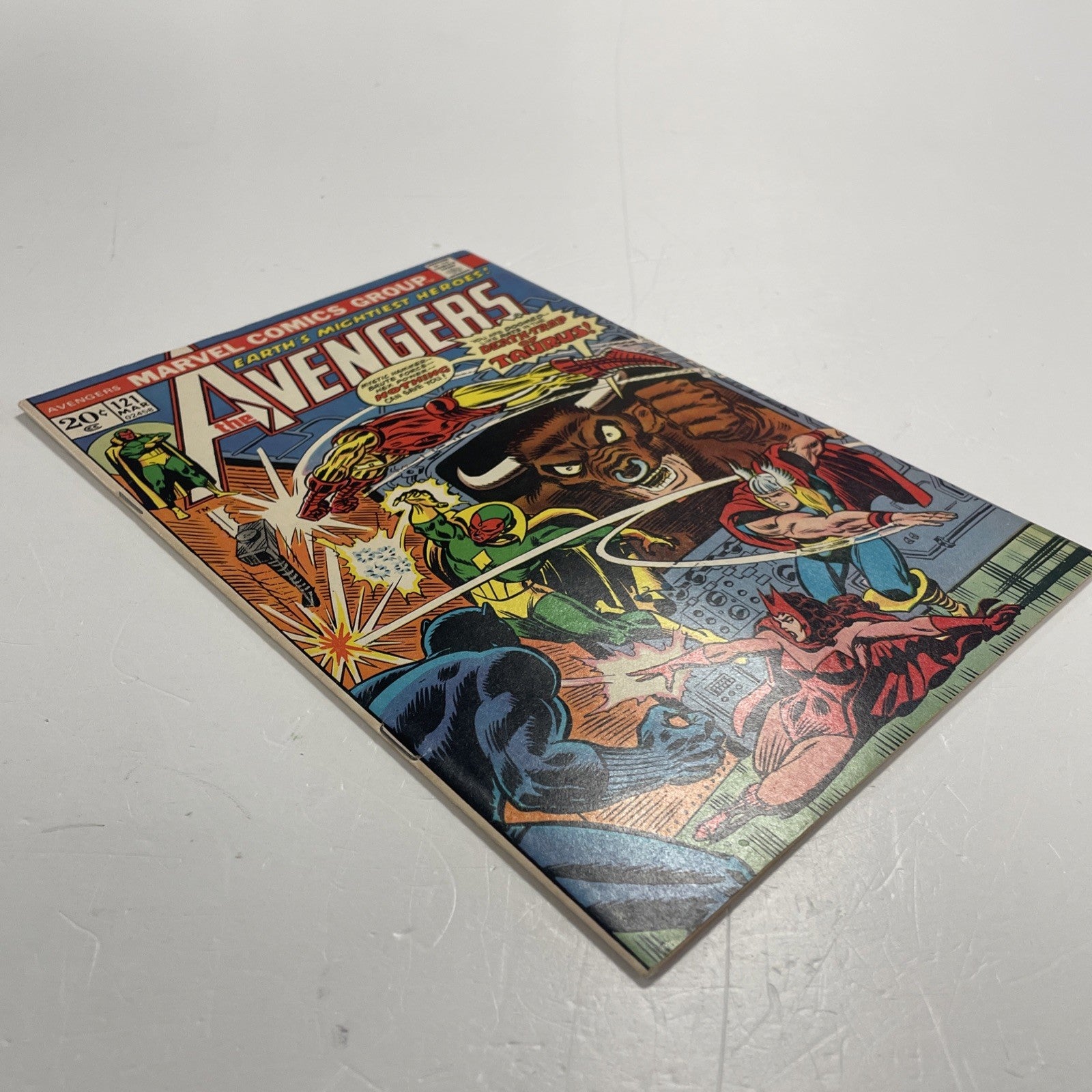 The Avengers #121 1974 VF3