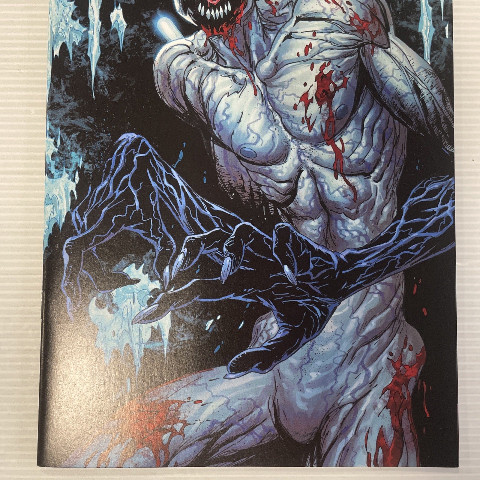 Absolute Batman #20 2026 NM Tyler Kirkham Battle Damage Virgin Variant2