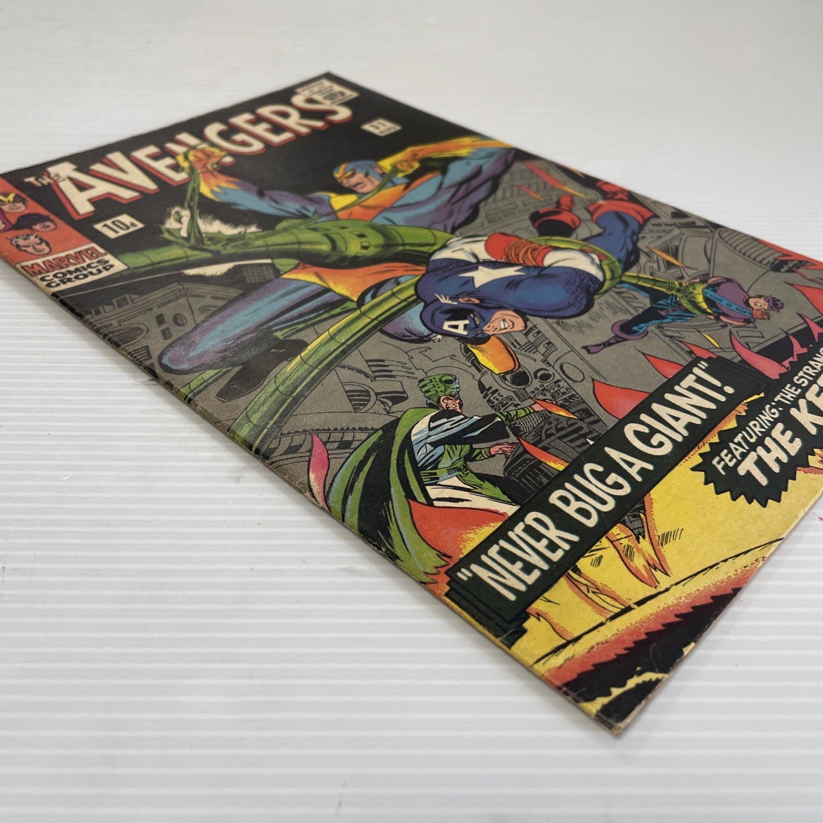 Avengers #31 1966 FN Pence Copy3