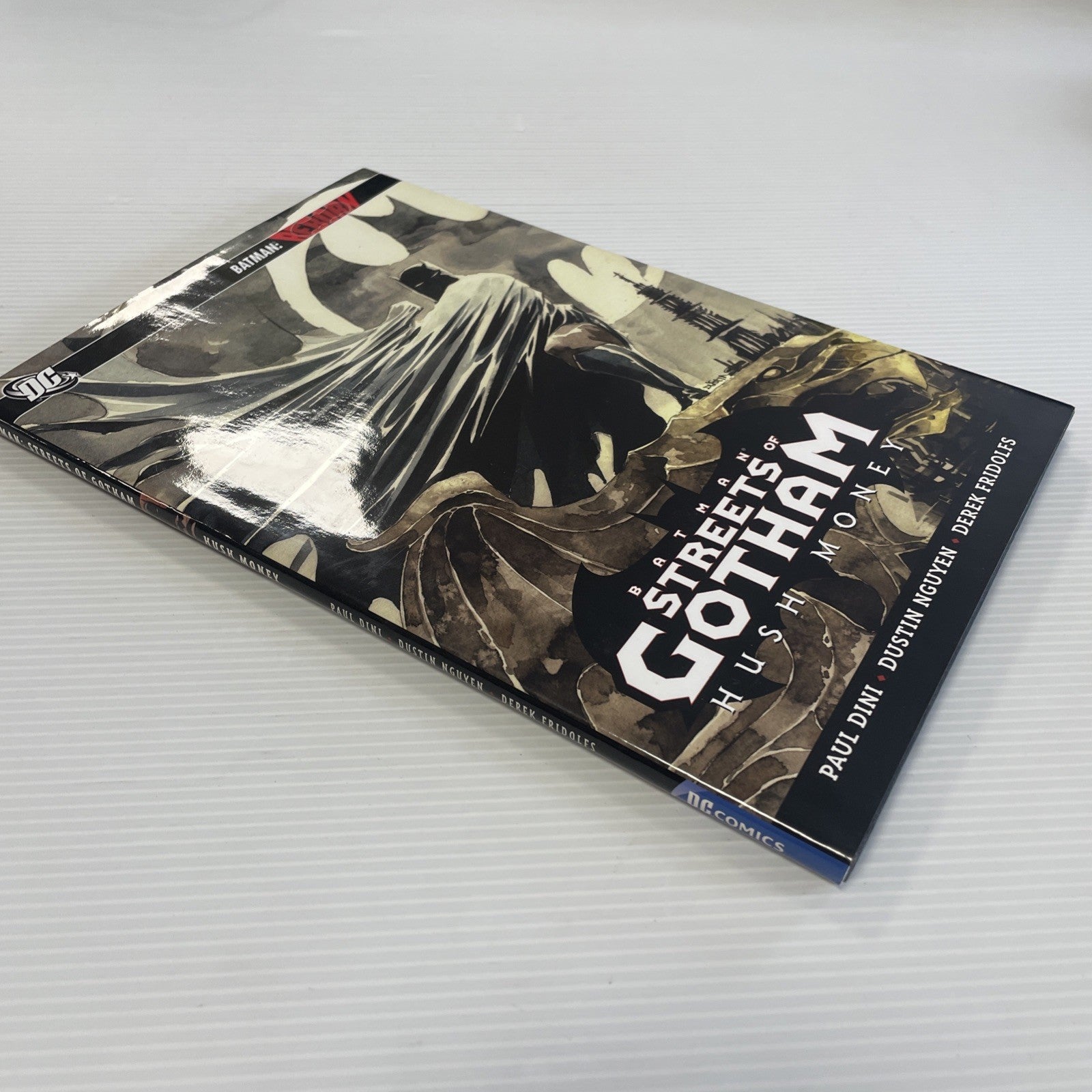 Batman Streets of Gotham Hush Money 2010 HC Hardback Hardcover Graphic Novel3