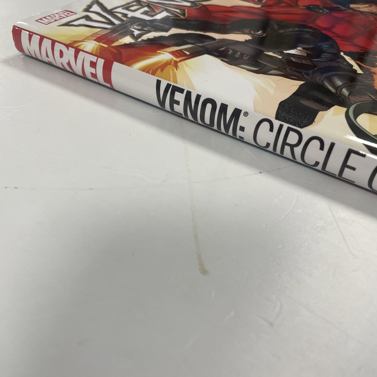 Venom: Circle of Four Graphic Novel (Hardback)7