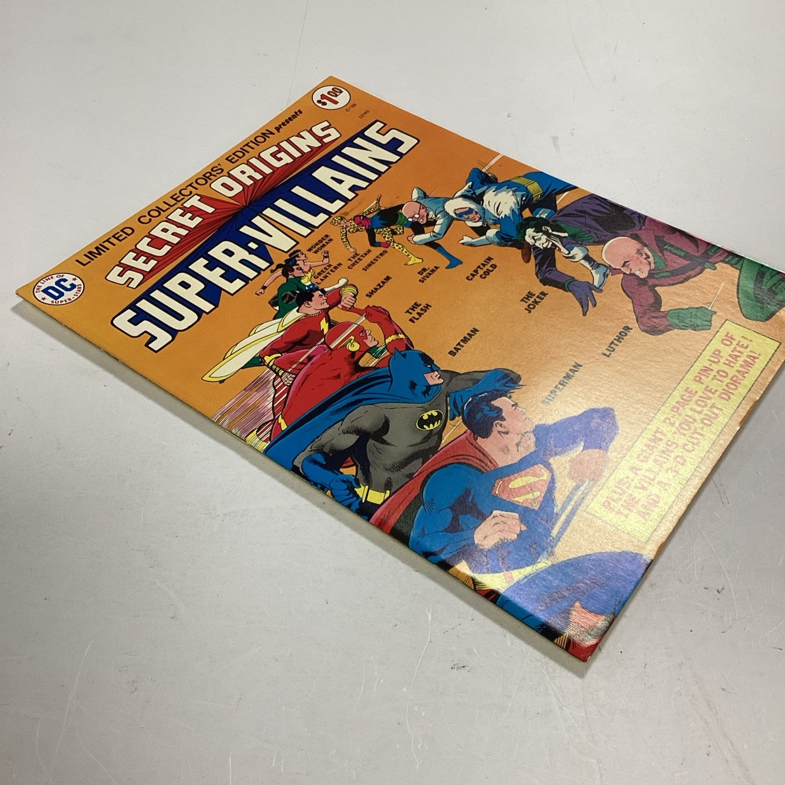 DC Limited Collectors Edition Secret Origins Super-Villains 1975 VF/NM3