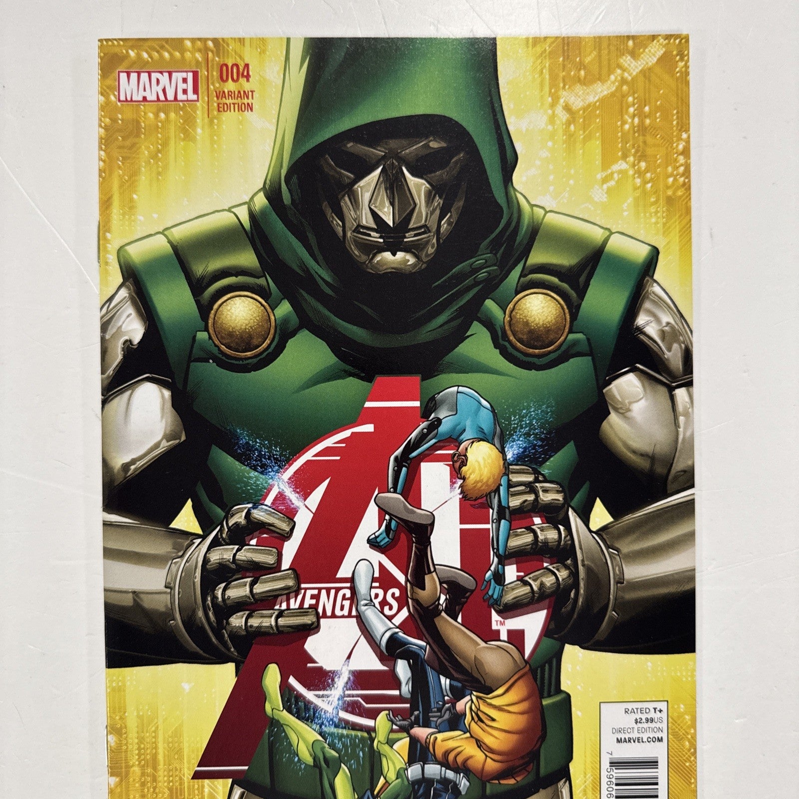 Avengers Ai #4 2013 VF/NM 1:50 Mike Mckone Dr Doom Variant1