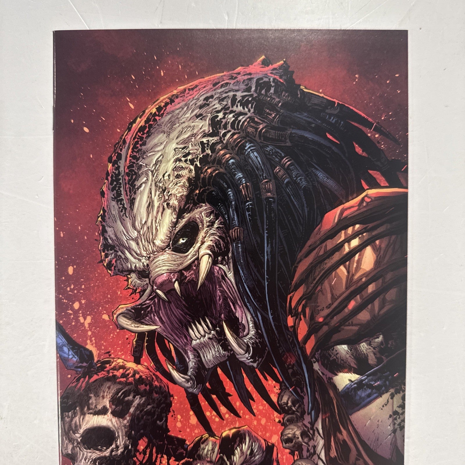 Predator #1 2022 NM Ken Lashley Exclusive Virgin Variant1