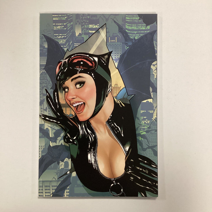Detective Comics #1000 2019 NM  Adam Hughes Golden Apple Virgin Variant0