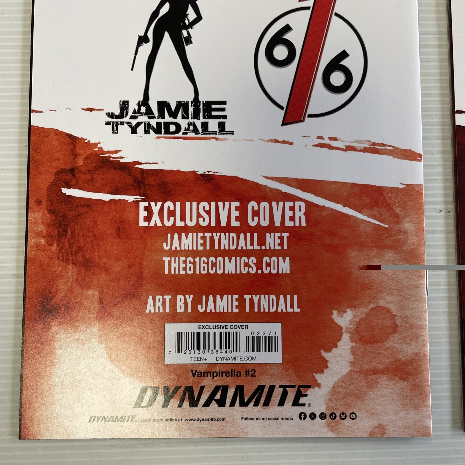 Red Sonja Vampirella #1 #2 2022 NM 616 Jamie Tyndall Virgin Connecting Fire11