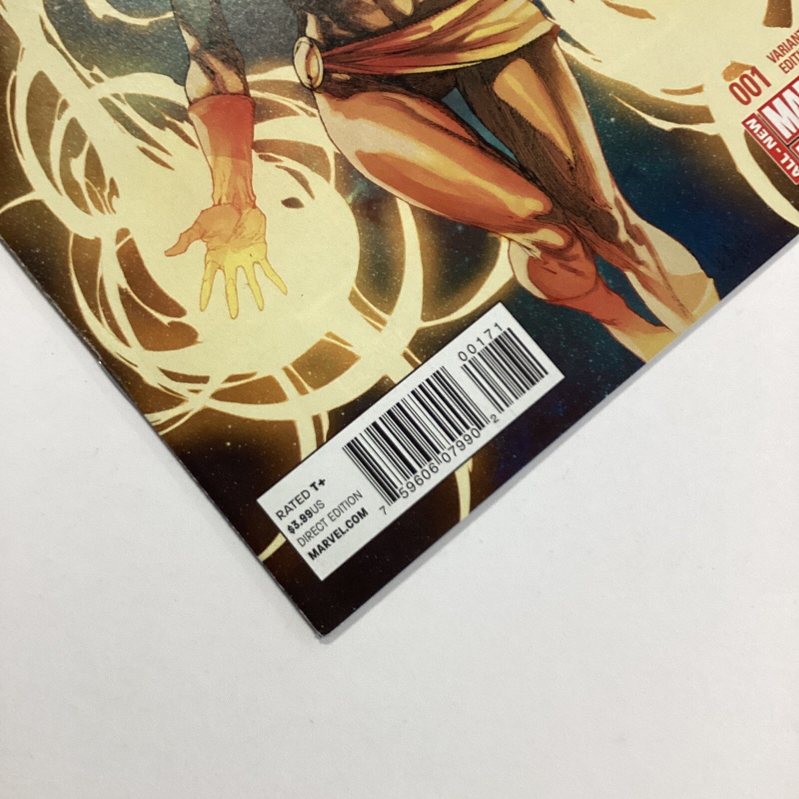 Captain Marvel #1 2014 NM- 1st App Of Bee Leinil Francis Yu Variant3