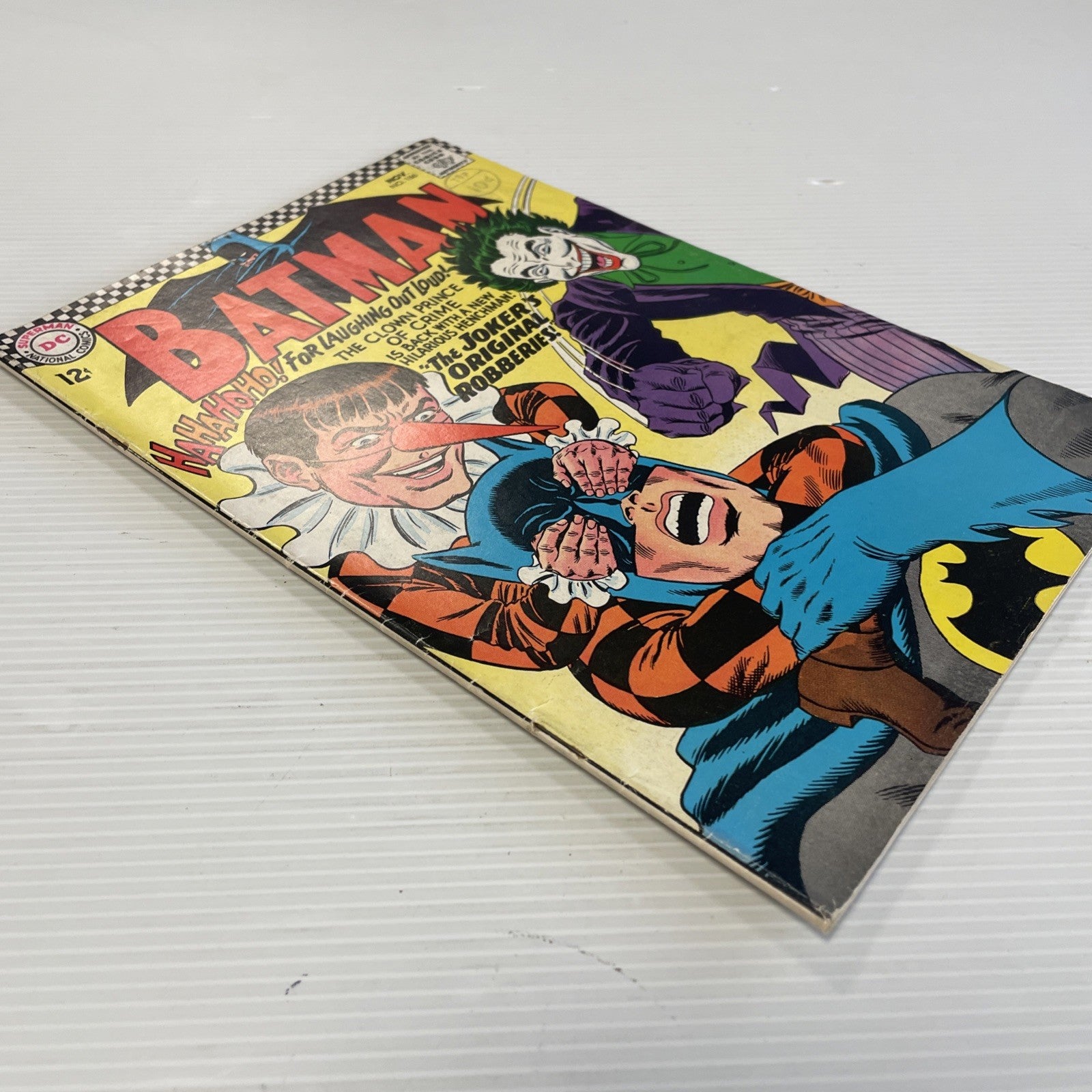 Batman #186 1967 VG+ Pence Stamp 1st Appearance of Gaggy **Spine Roll3