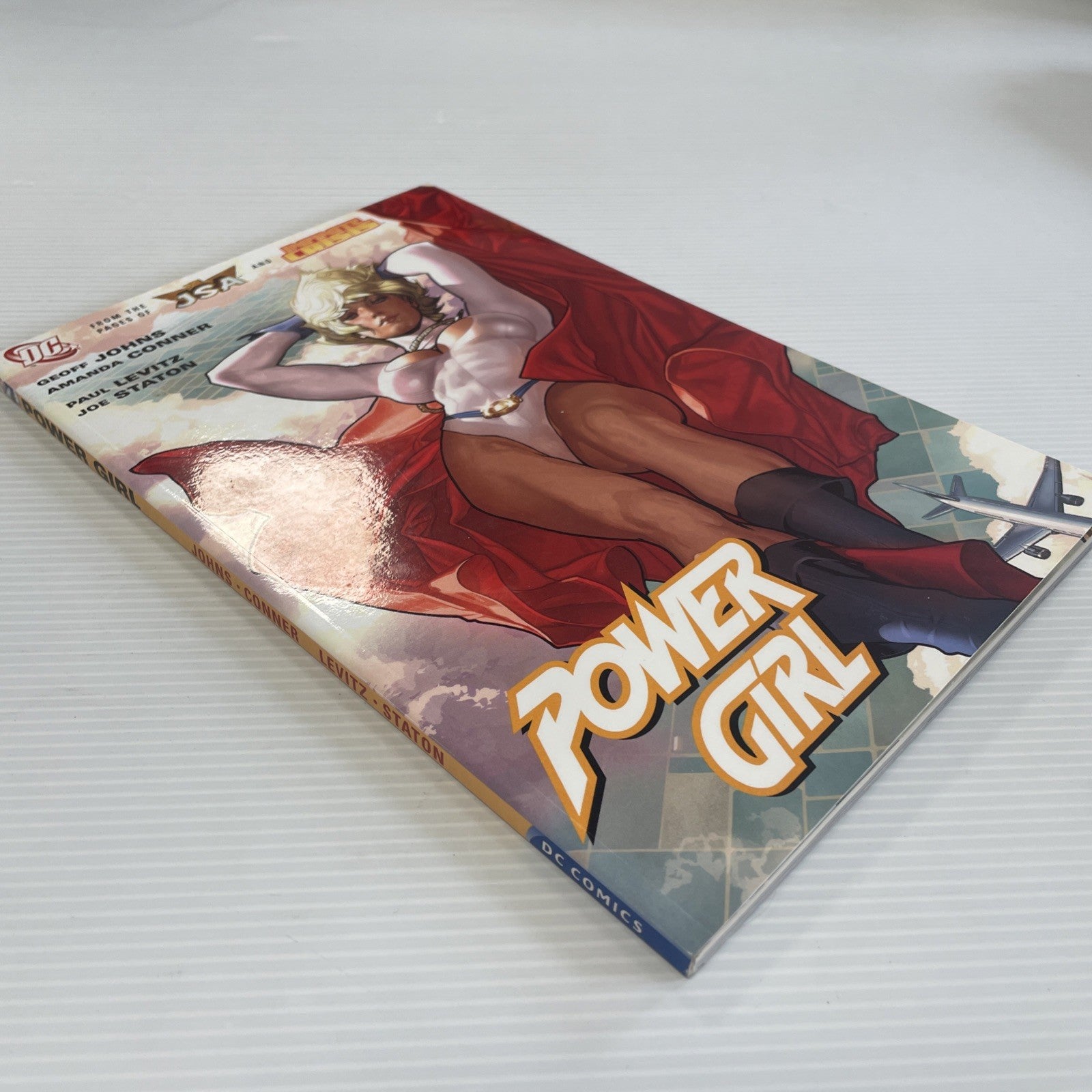 Power Girl 2006 TPB Trade Paperback Graphic Novel Adam Hughes Cover3