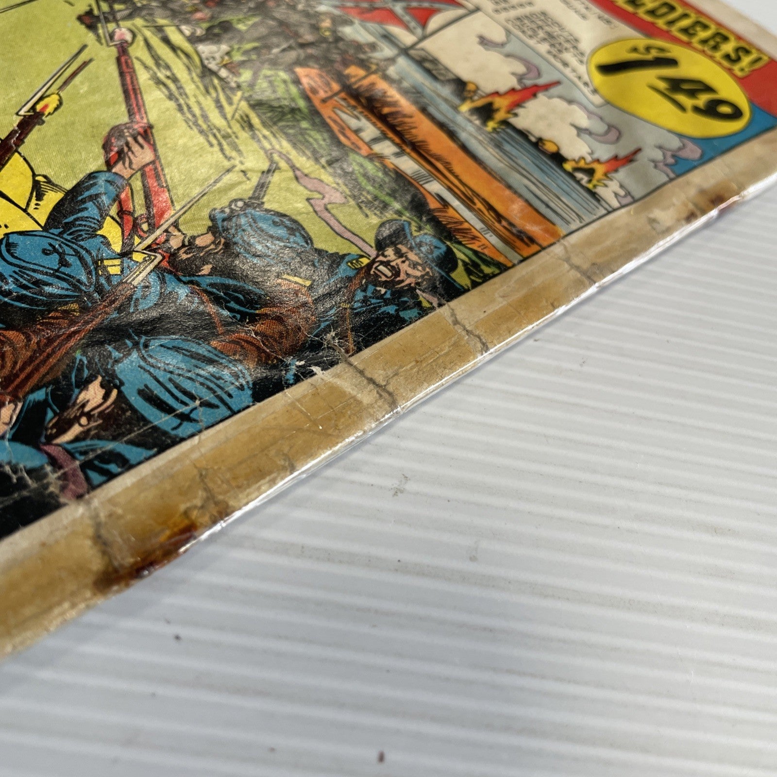 Batman #143 1961 FR 10¢ issue Pence Stamp **Rusted Staples, taped spine9