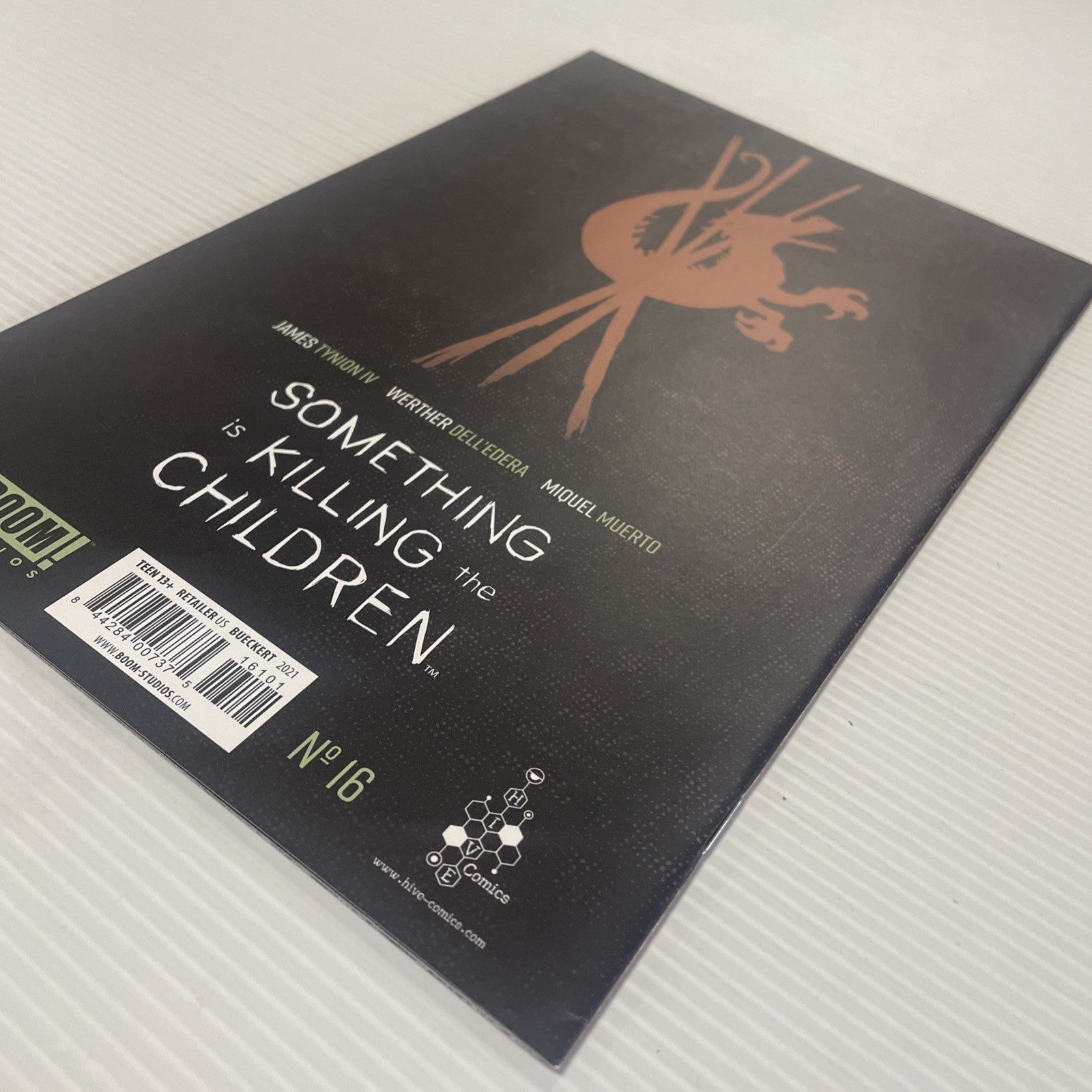 Something Is Killing The Children #16 2021 NM Bueckert Hive Variant 1 of 5007