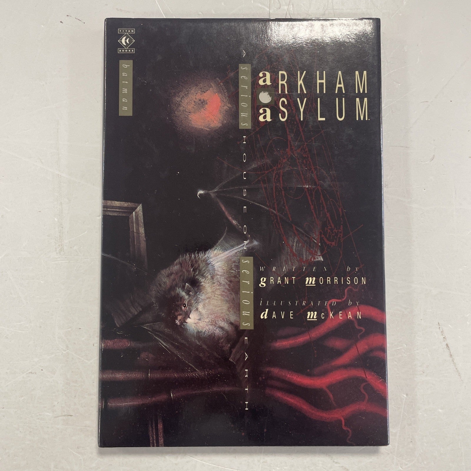 Batman: Arkham Asylum 1989 1st Print Hardcover Titan Edition Grant Morrison0