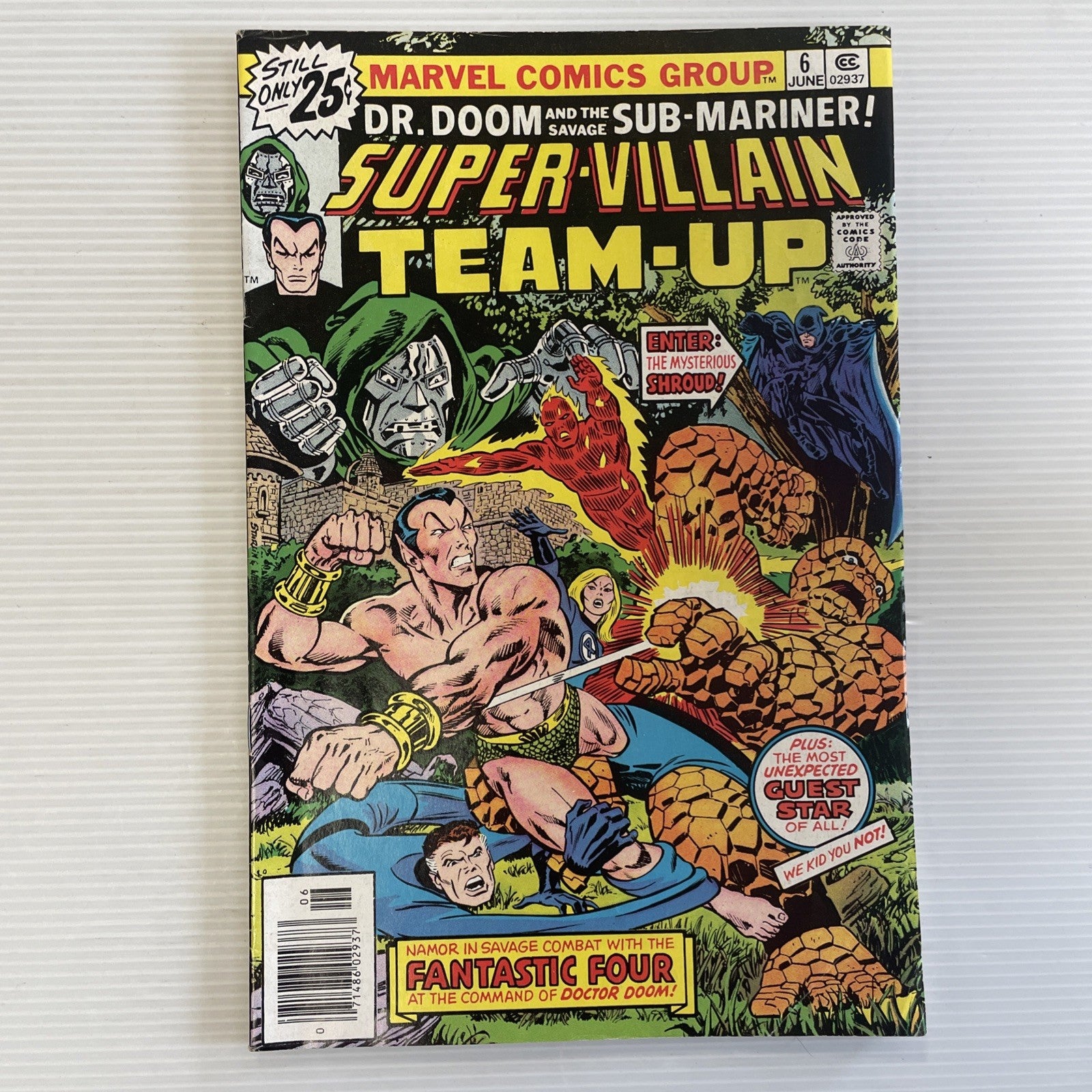 Super-Villain Team-Up #6 1976 FN/VF Signed by Jim Starlin on 1st page0