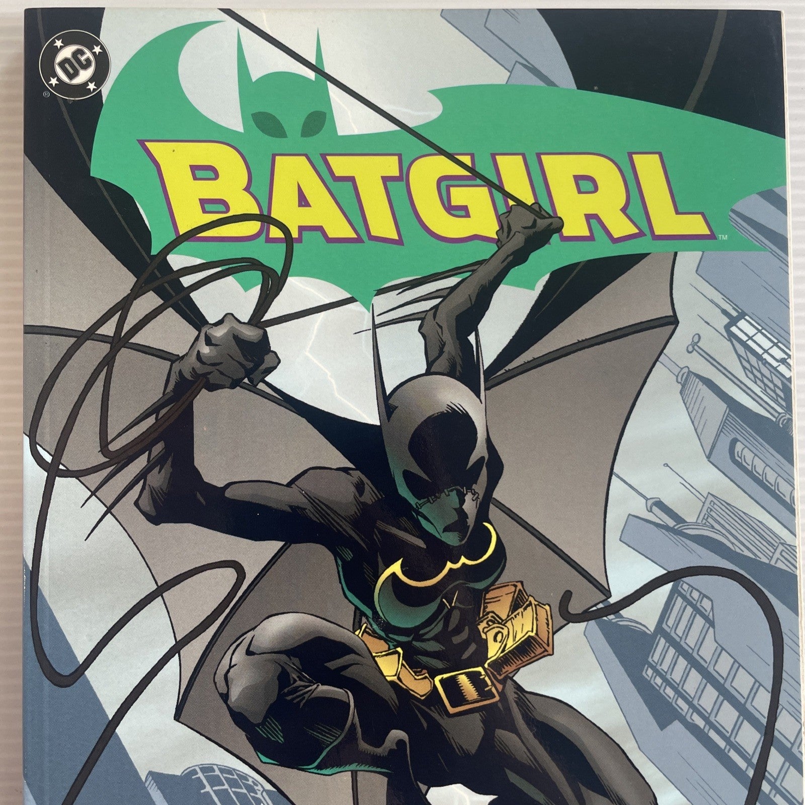 Batgirl Silent Running TPB Trade Paperback Graphic Novel1