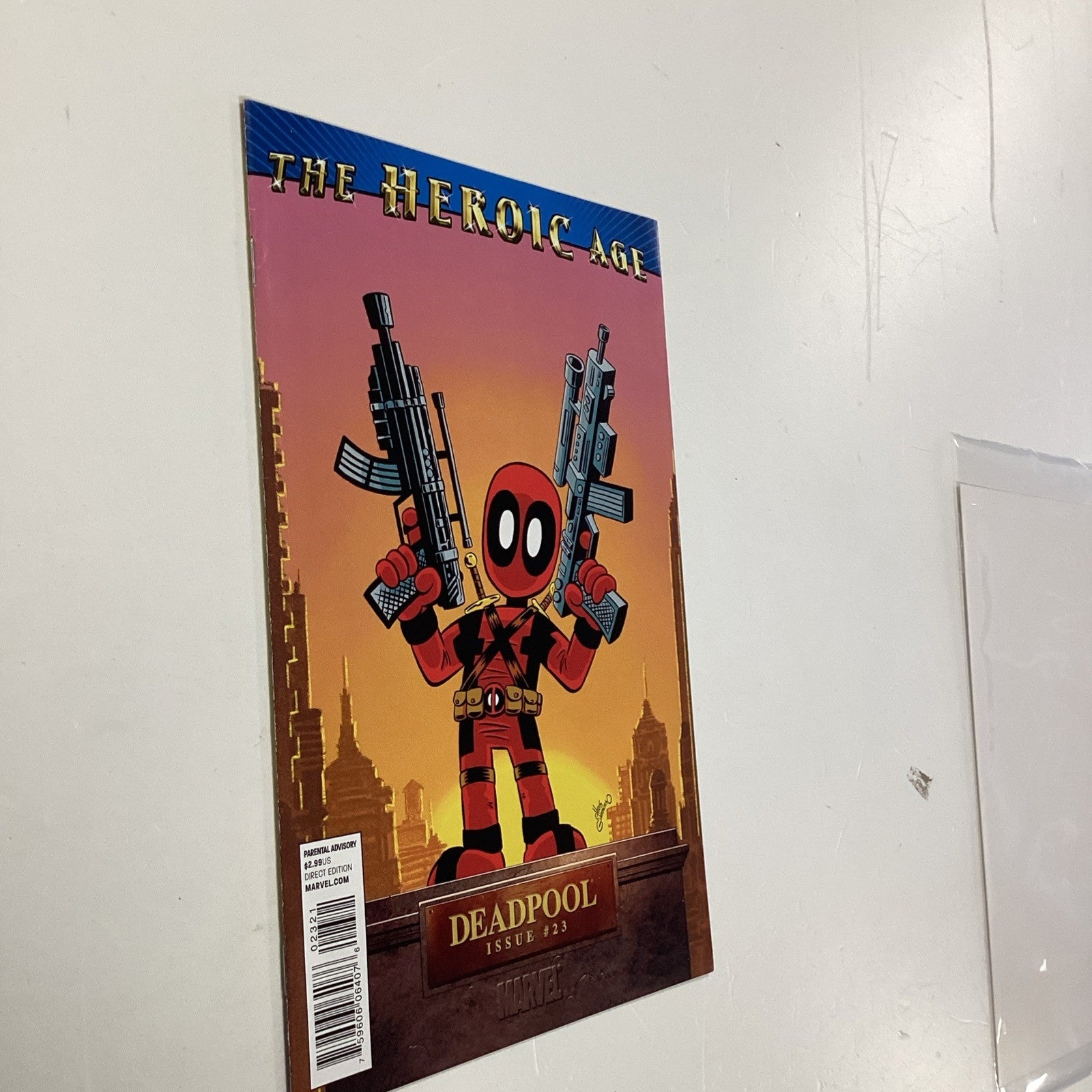 Deadpool #23 2010 VF/NM Chris Giarrusso Heroic Variant3