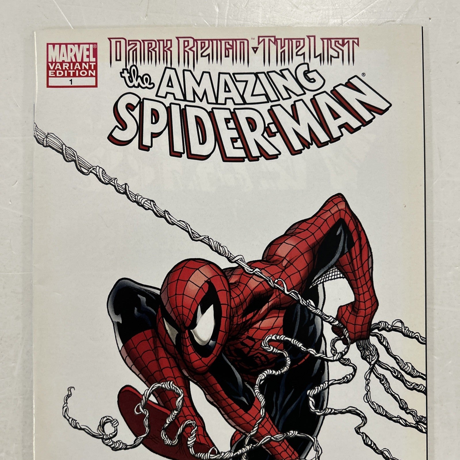Dark Reign Amazing Spider-man #1 2010 VF Frank Cho Variant1