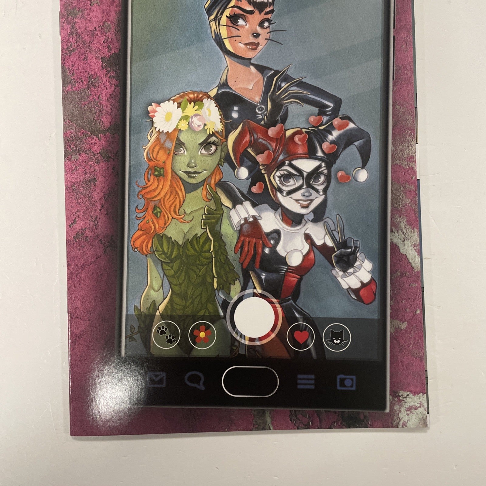 Batman The Adventures Continue #1 2018 Chrissie Zullo Cell Phone Variant2