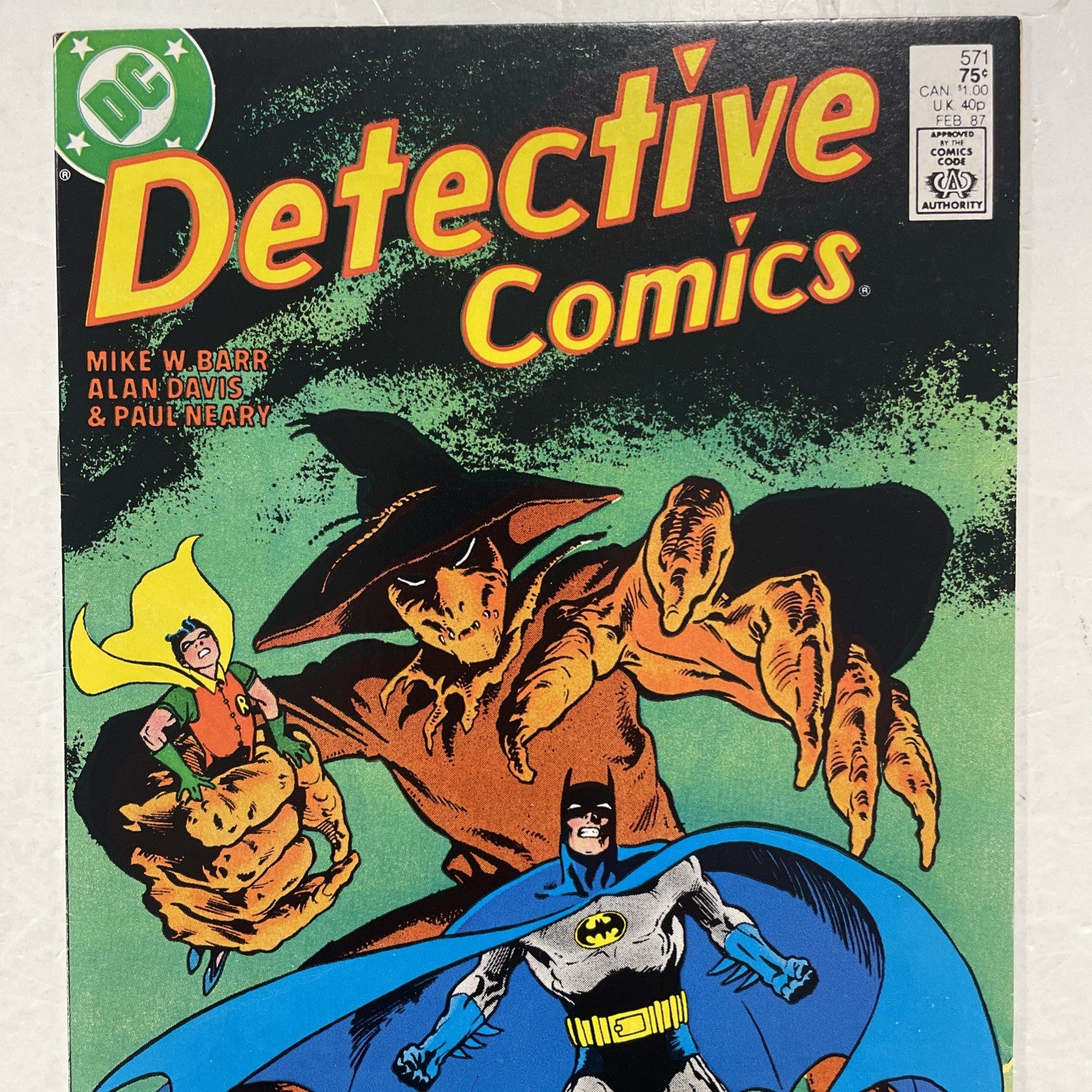 Detective Comics #571 1987 VF/NM1