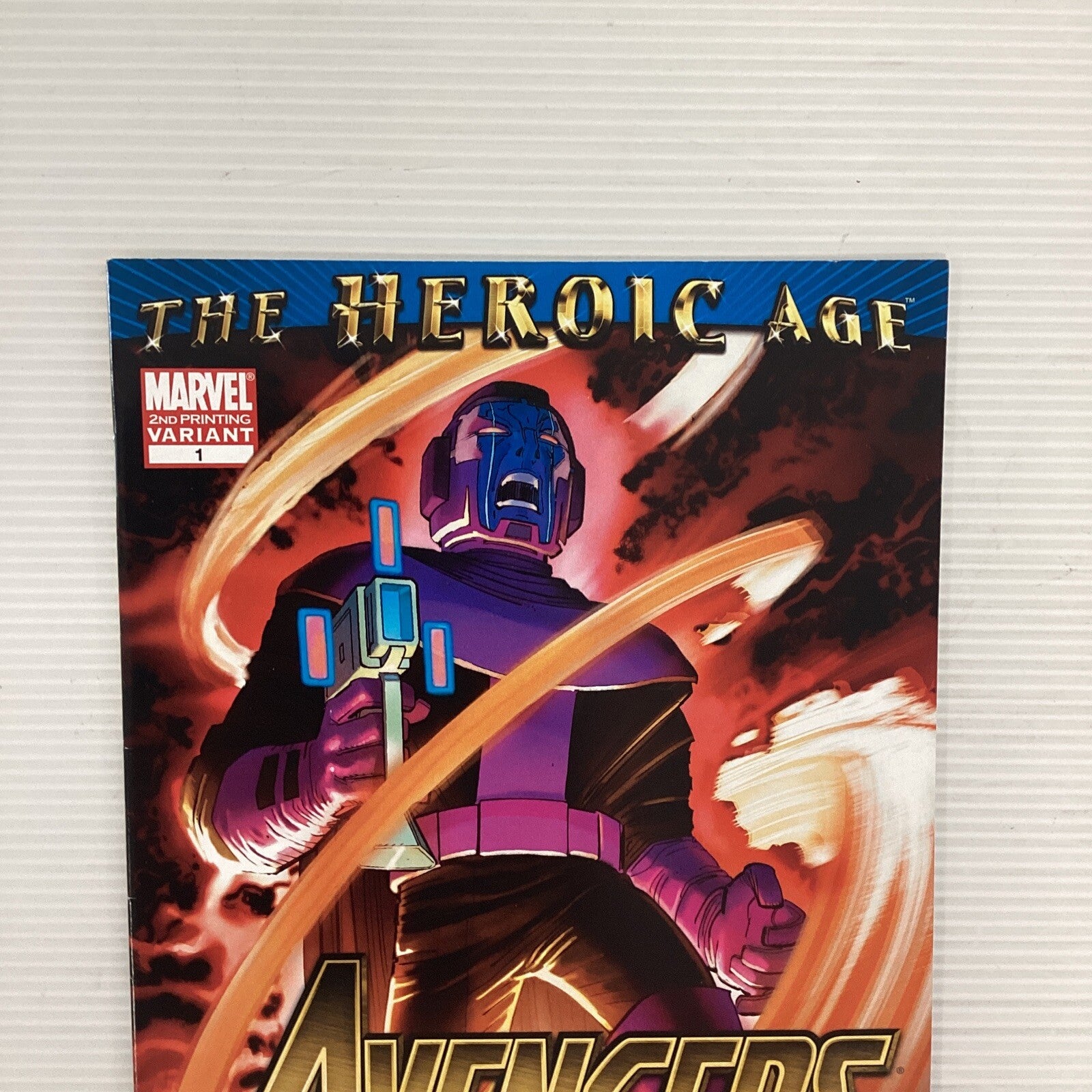 Avengers #1 2010 VF+ 2nd Print Variant 1st Azari Black Panther3