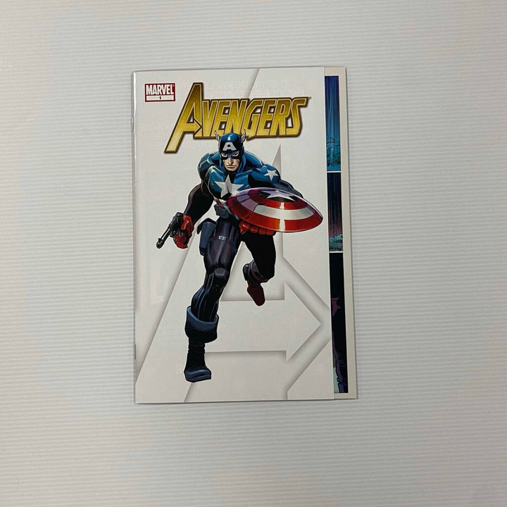 Avengers #1 2010 NM Gatefold Variant John Romita Jr. cover