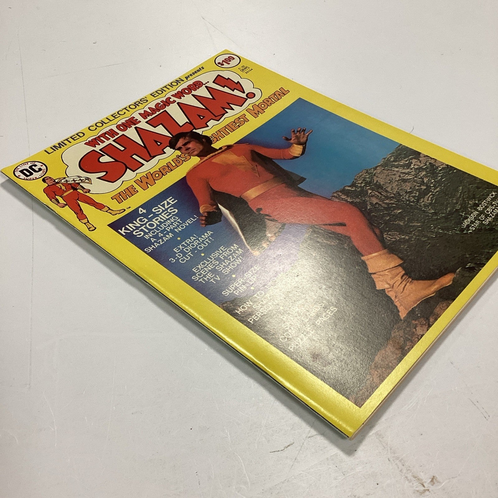DC Limited Collectors Edition Shazam! 1975 VF/NM (2)3