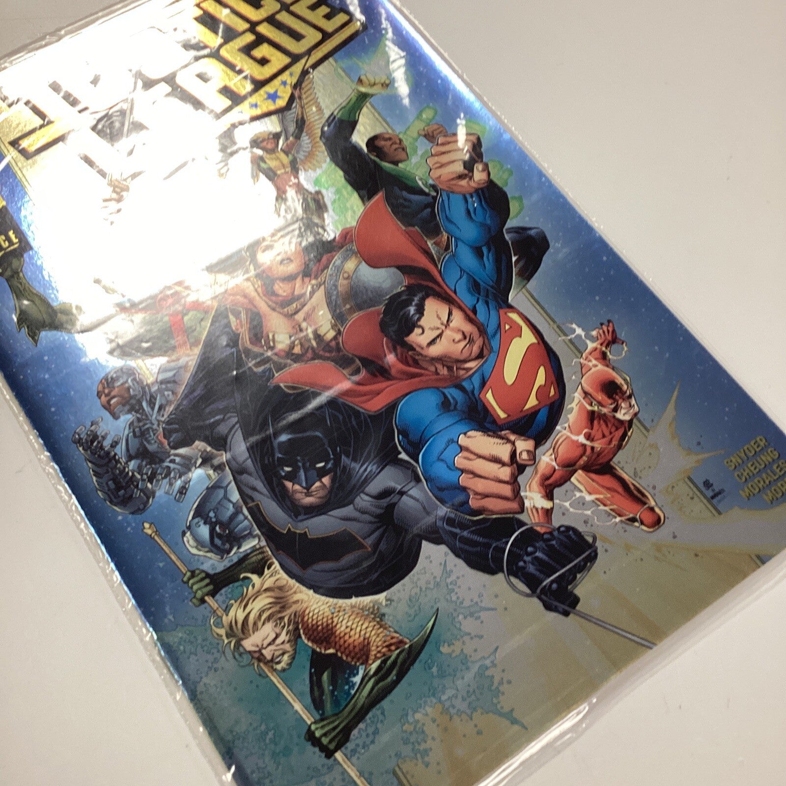 Justice League #1 2018 Artgerm Convention Gold Foil Variant in Sealed bag (1)7