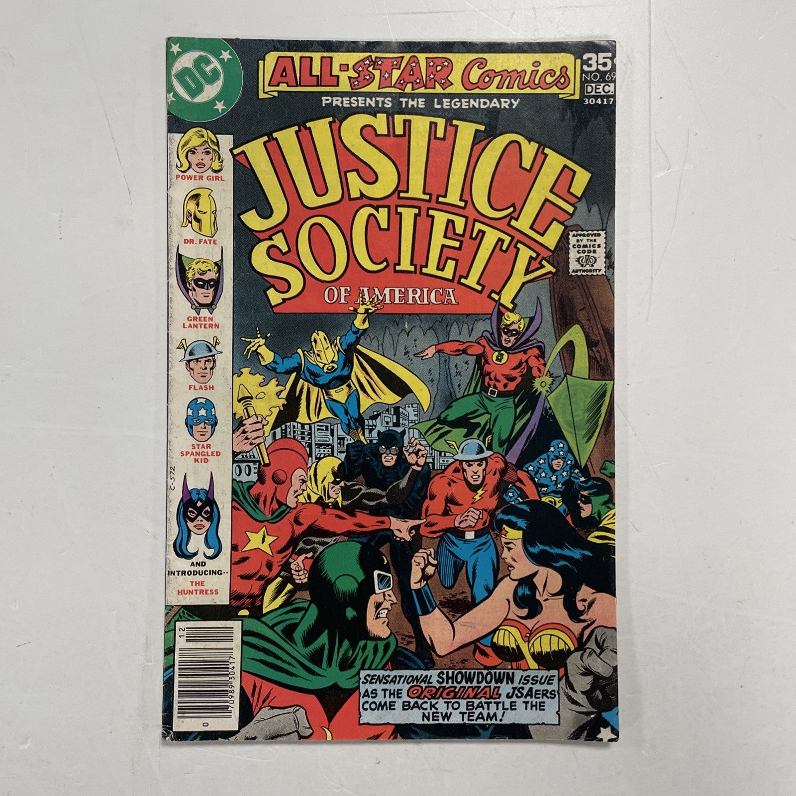 All-star Comics Presents Justice Society Of America #69 1977 VG+ 1st Huntress0