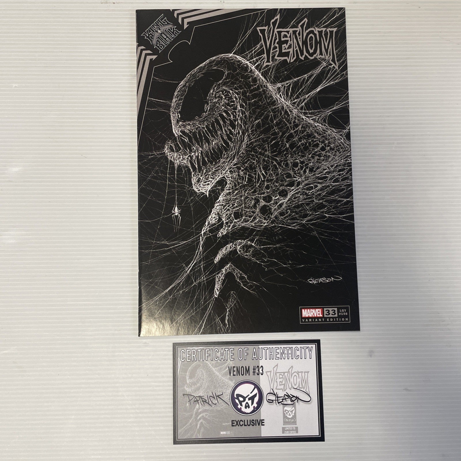 Venom #33 2021 NM Patrick Gleason Exclusive Trade Dress Variant w/ CoA 1 of 25000