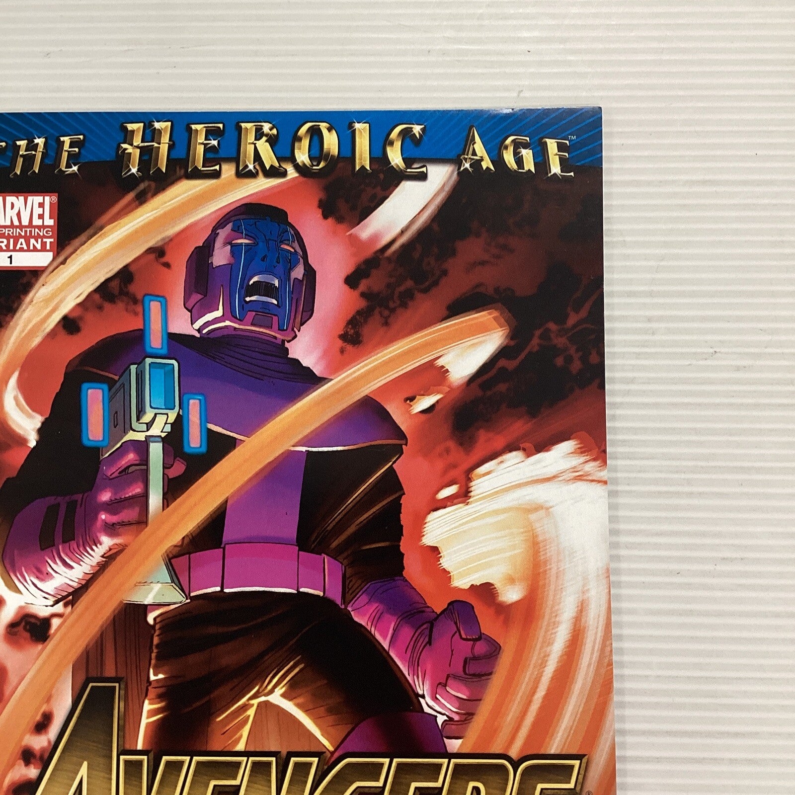 Avengers #1 2010 VF+ 2nd Print Variant 1st Azari Black Panther7