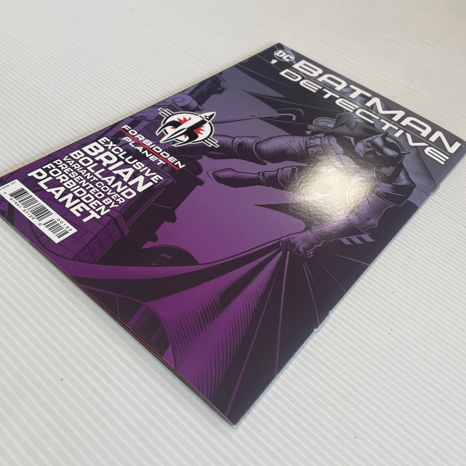 Batman The Detective #1 2021 VF+ Brian Bolland Virgin Variant Forbidden Planet *7