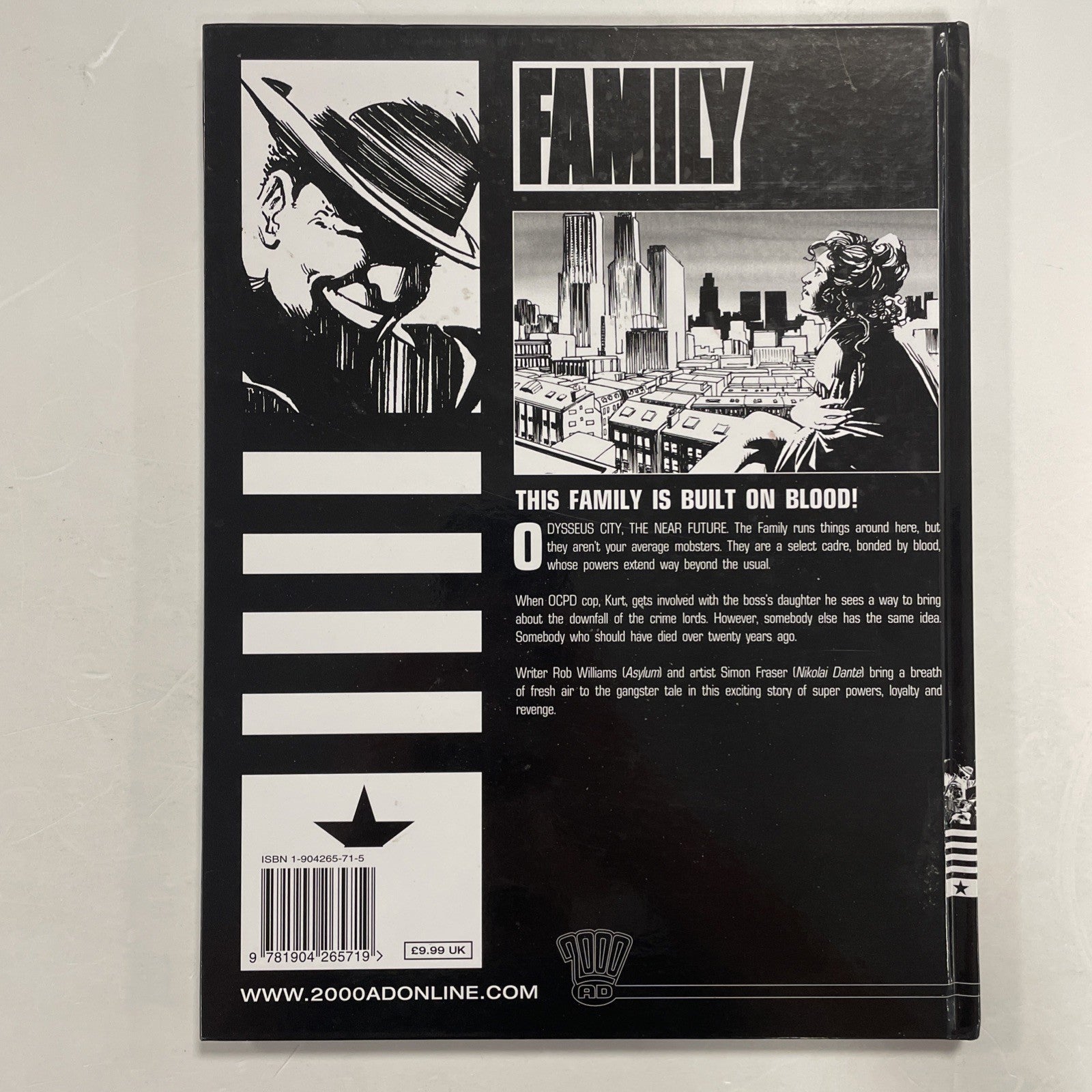 Family 2000AD Williams/Fraser 2005 (Hardcover)4