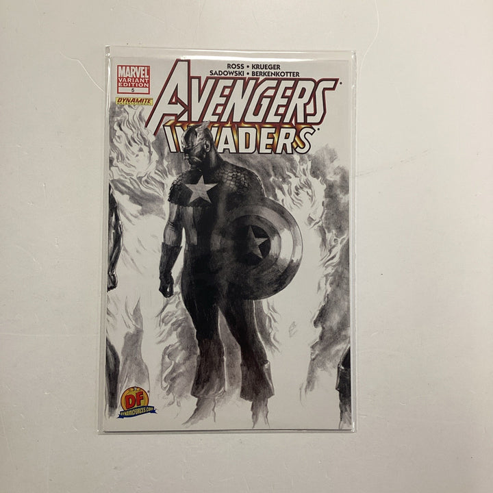Avengers Invaders #5 2008 NM Alex Ross Dynamic Forces Sketch Variant0