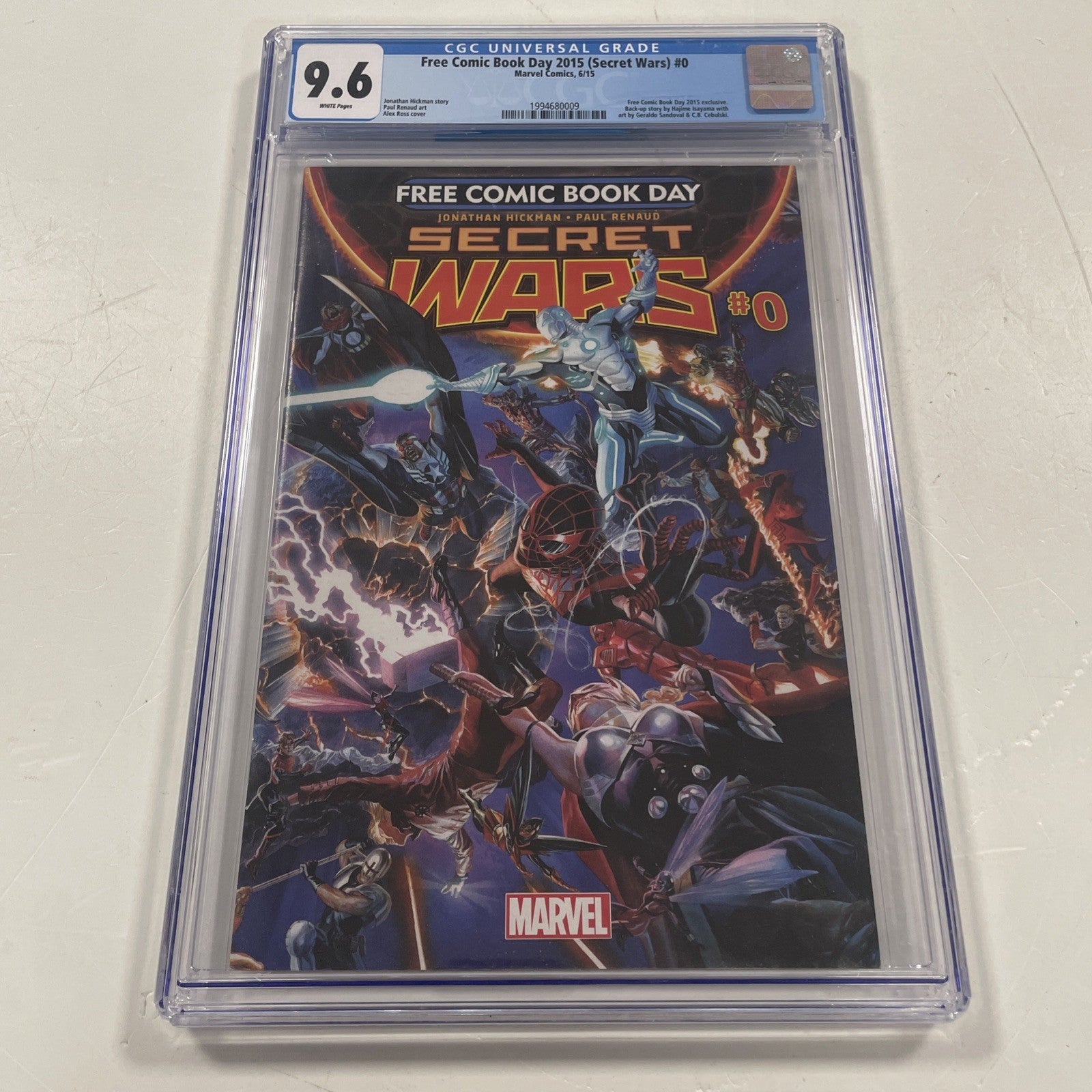 Free Comic Book Day Secret Wars #0 2015 CGC 9.6 **Scuff on top right of CGC Case0