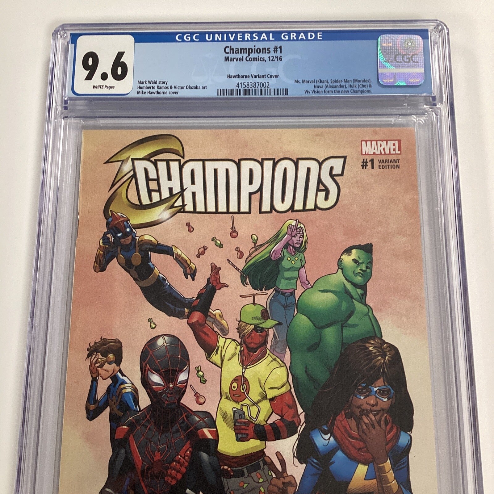 Champions #1 2016 CGC 9.6 Mike Hawthorne Deadpool 1:1000 Variant1