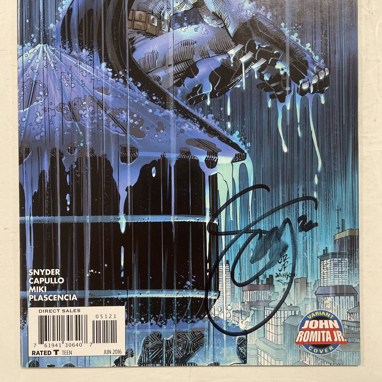 Batman #51 2016 John Romita Jr  Variant Cover Signed by Scott Snyder2